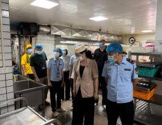护航“舌尖上的高考” 霞山区市场监视办理局开