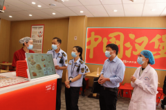 大姚县市场监视办理局开展“随机查外卖”勾当